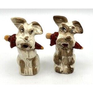 Scottie Terrier Dogs w/ Umbrella Salt & Pepper Shaker Set Japan Vintage 2.75"